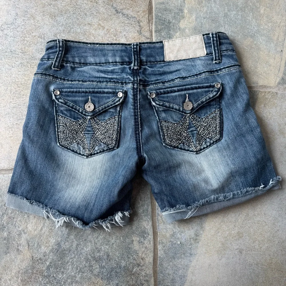 Almost Famous Y2K 2000s Vintage Blue Jean Shorts Distressed Cut-Off Style Size 3